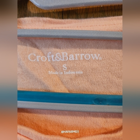 Croft n Barrow Light Orange top - Picture 3 of 8